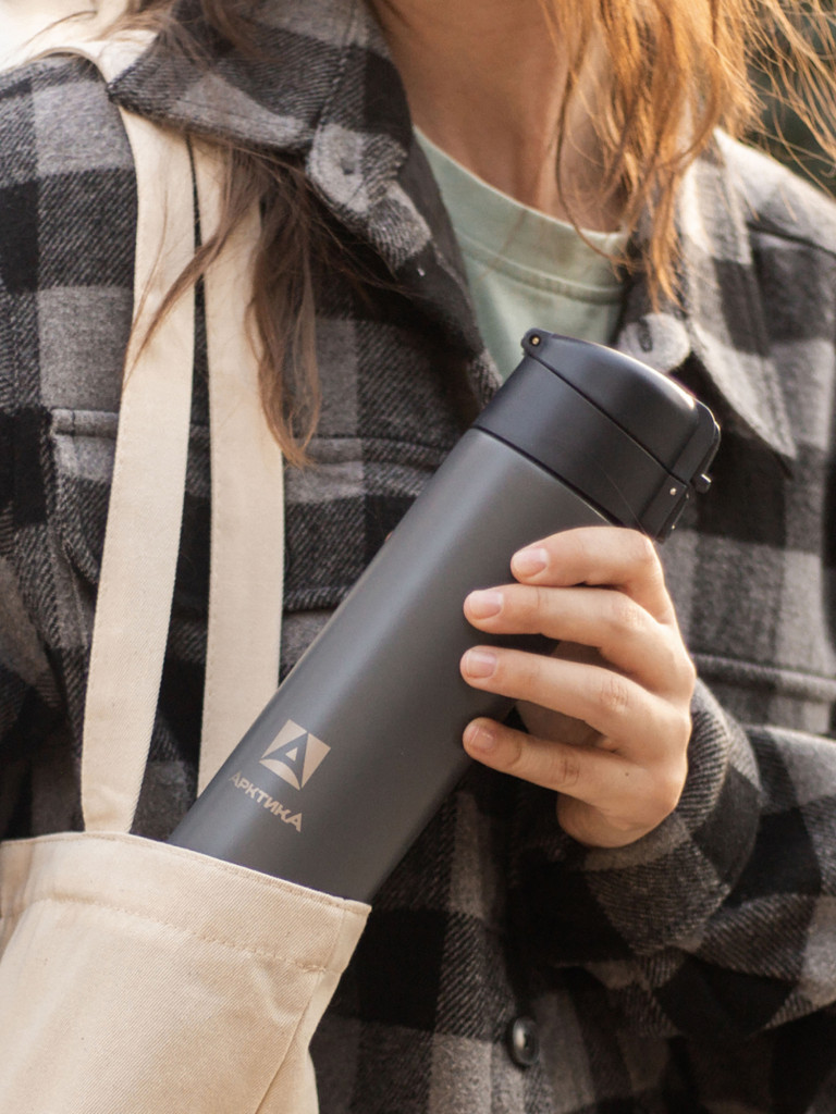 Термокружка вакуумная Арктика, 470 мл, со съемным ситечком, графит