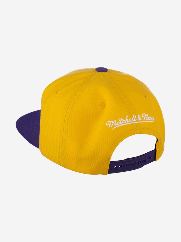 Бейсболка с прямым козырьком MITCHELL NESS HHSS3459-LALYYPPPYWPR Los Angeles Lakers NBA