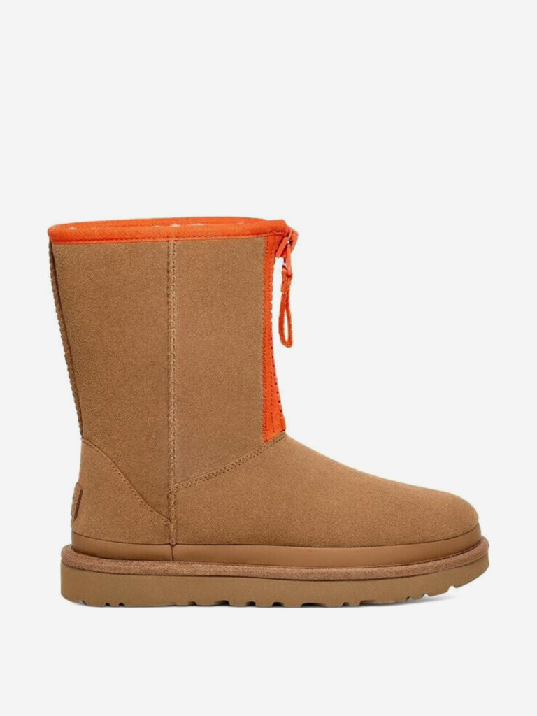 Сапоги утепленные UGG Classic Short Zipper Tape Logo