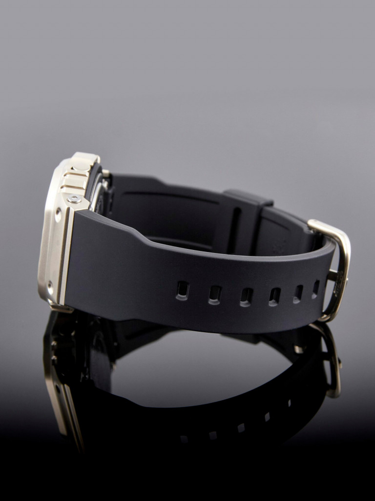 Спортивные часы CASIO G-SHOCK GM-S5600BC-1