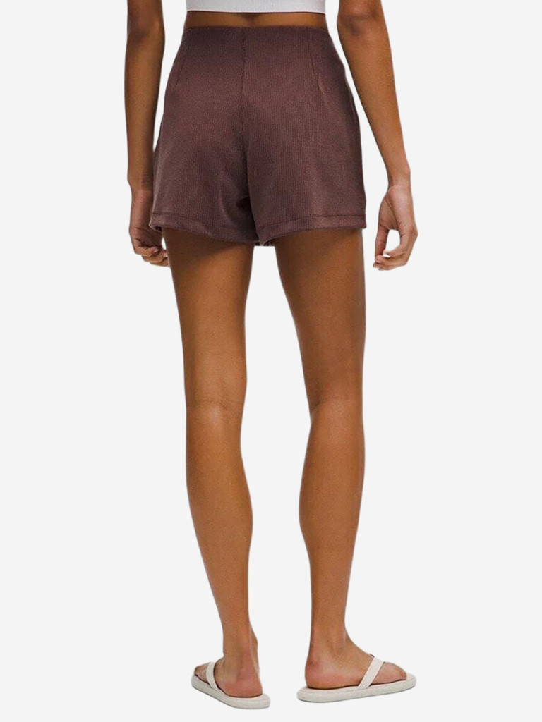 Шорты Lululemon Softstreme Short