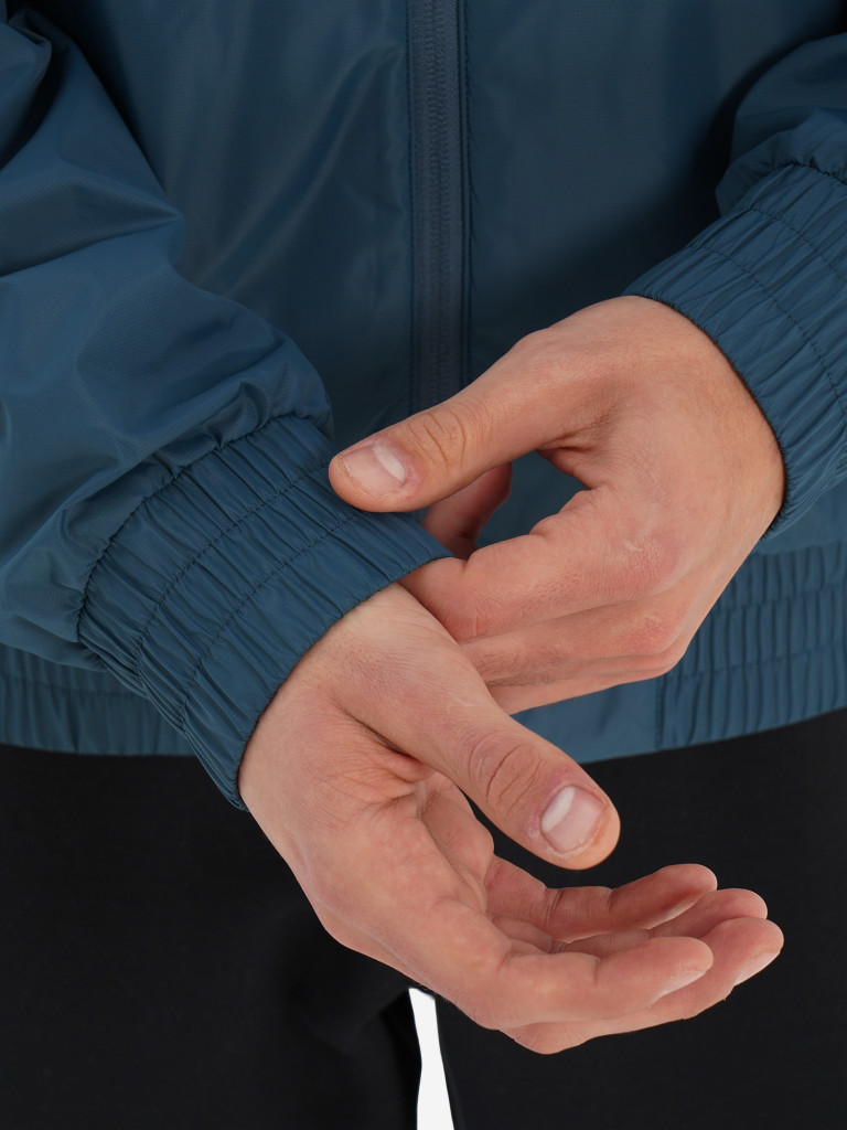 Легкая куртка мужская Demix