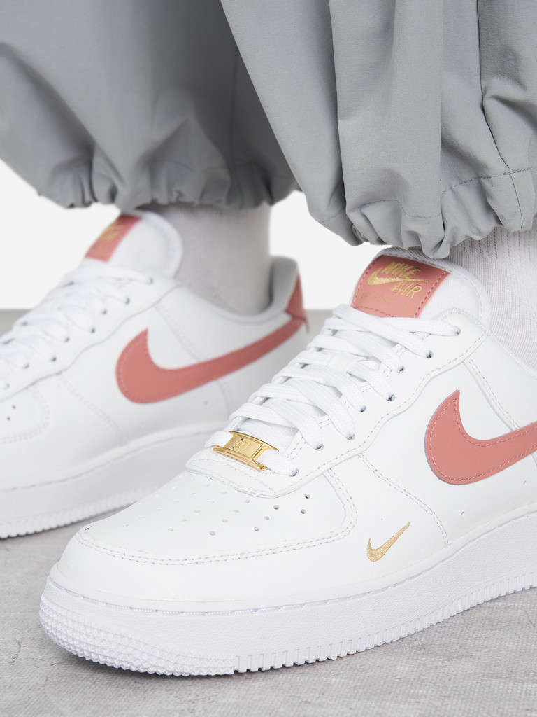 Кеды женские Nike Air Force 1 '07 Essential