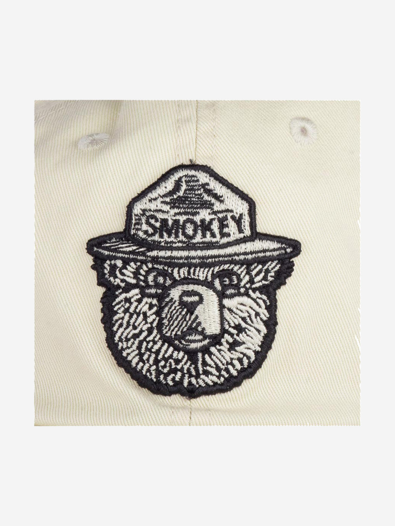 Бейсболка AMERICAN NEEDLE 20001B-SBEAR Smokey Bear Washed Slouch (белый)