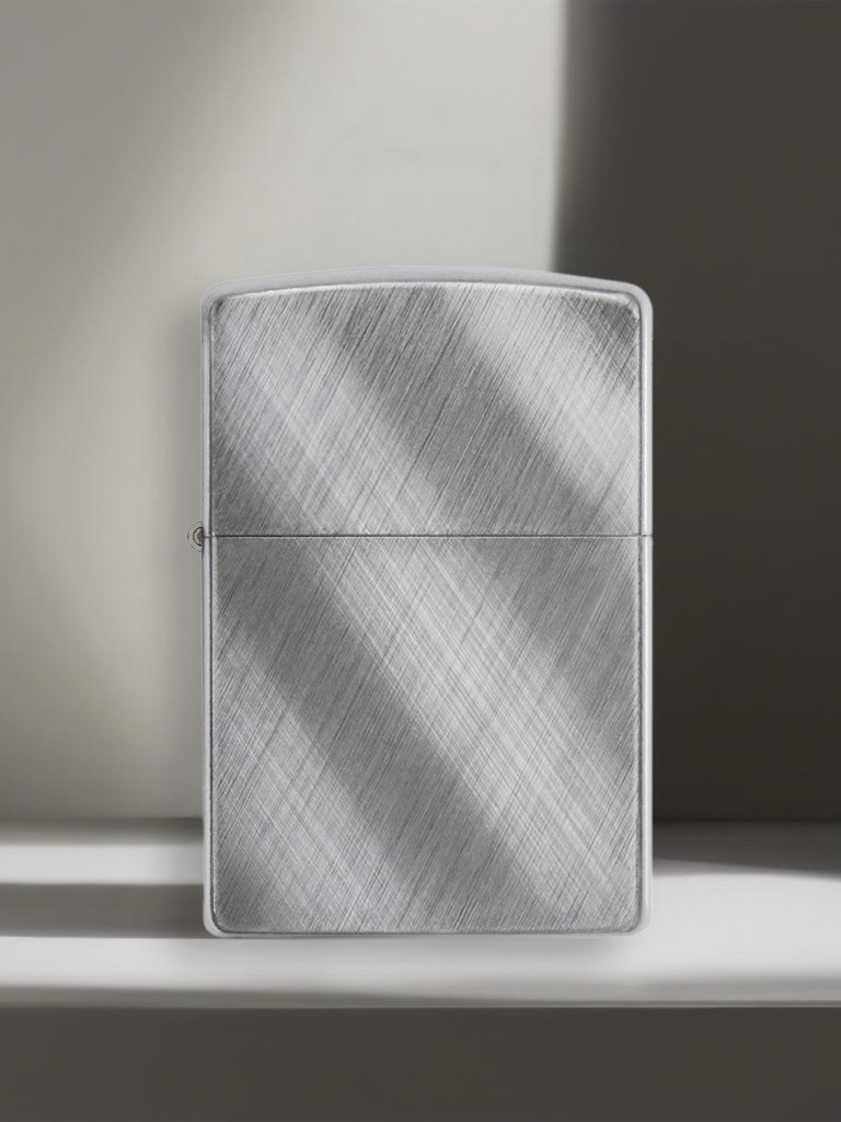 Зажигалка бензиновая ZIPPO 28182 Classic Diagonal Weave Brushed Chrome