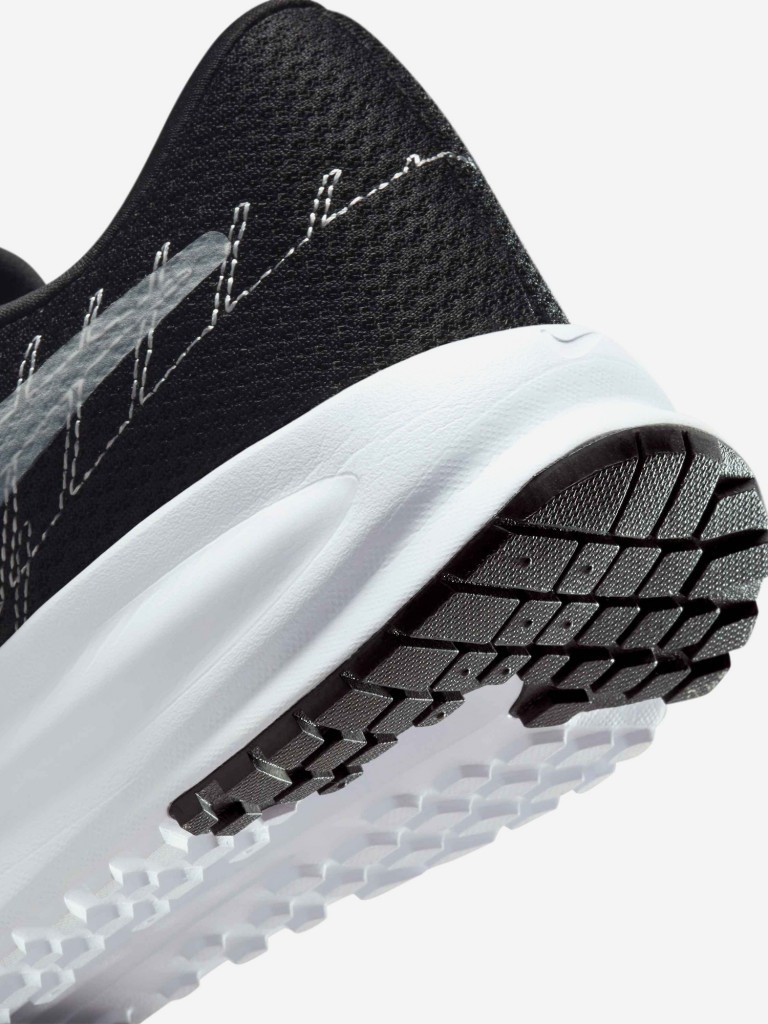 Кроссовки женские Nike Run Defy