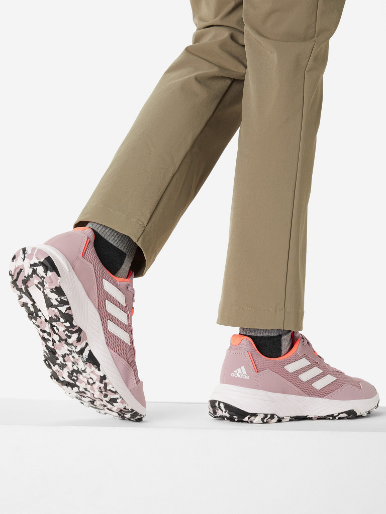 Полуботинки женские adidas Tracefinder W
