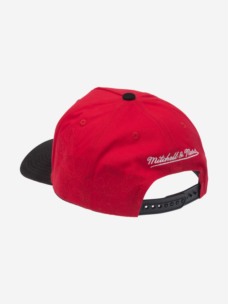 Бейсболка MITCHELL NESS HP11495-CBURED1 Chicago Bulls NBA
