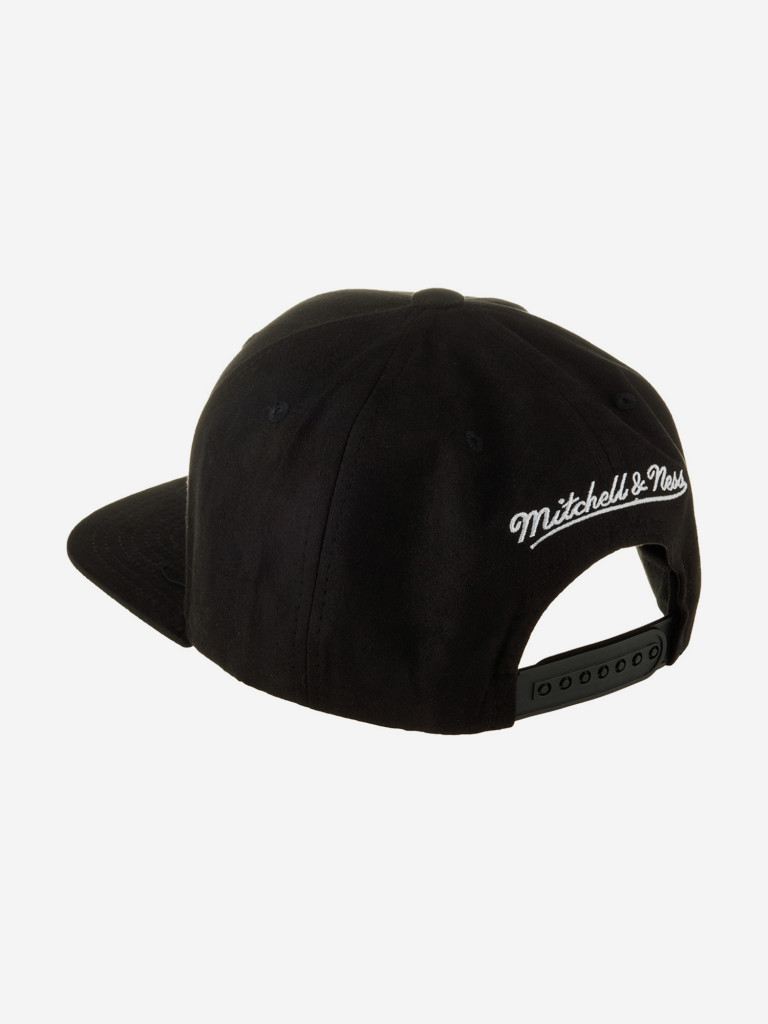 Бейсболка с прямым козырьком MITCHELL NESS HHSS7359-BNEYYPPPBLCK Brooklyn Nets NBA (черный)