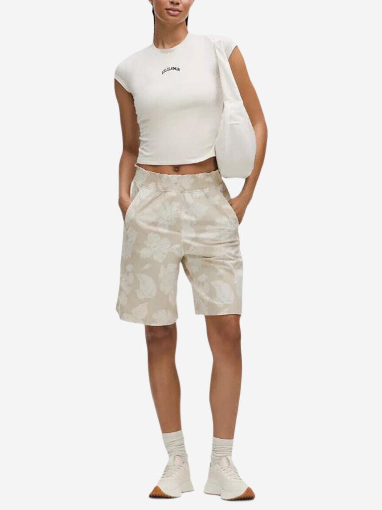 Шорты Lululemon Stretch Woven Ruffle-Waist High-Rise Short