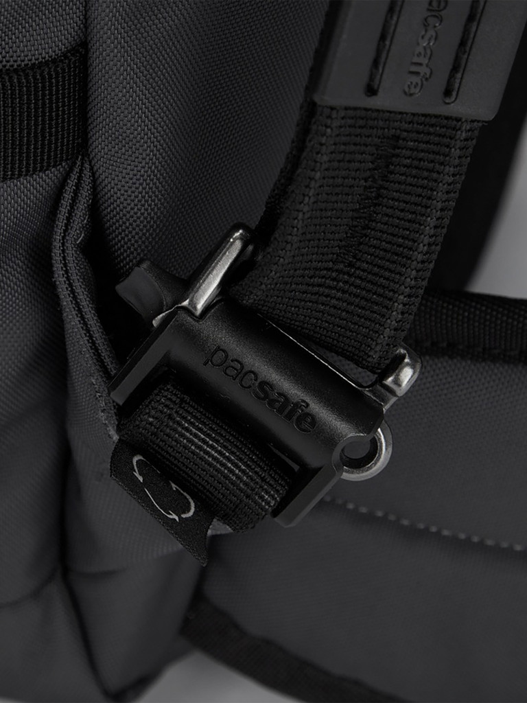 Рюкзак в ручную кладь антивор Pacsafe Venturesafe EXP45, темно-серый, 45 л.