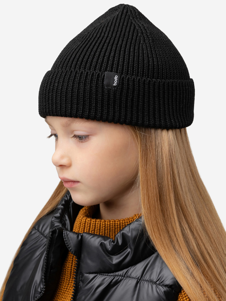 Вязанная шапка bodo