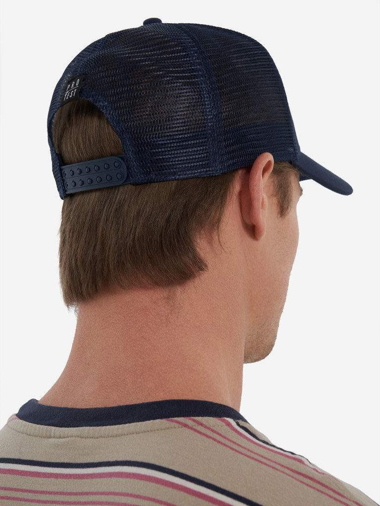 Бейсболка Protest