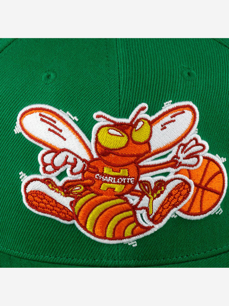 Бейсболка с прямым козырьком MITCHELL NESS 6HSSSH21296-CHOGREN Charlotte Hornets NBA