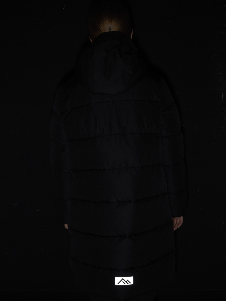 Пальто утепленное для девочек Outventure