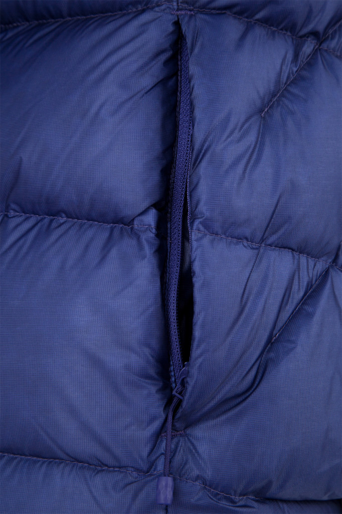 Пуховик женский The North Face Supercinco