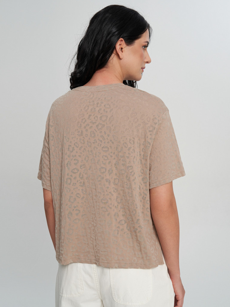 Футболка женская оверсайз Cordillero