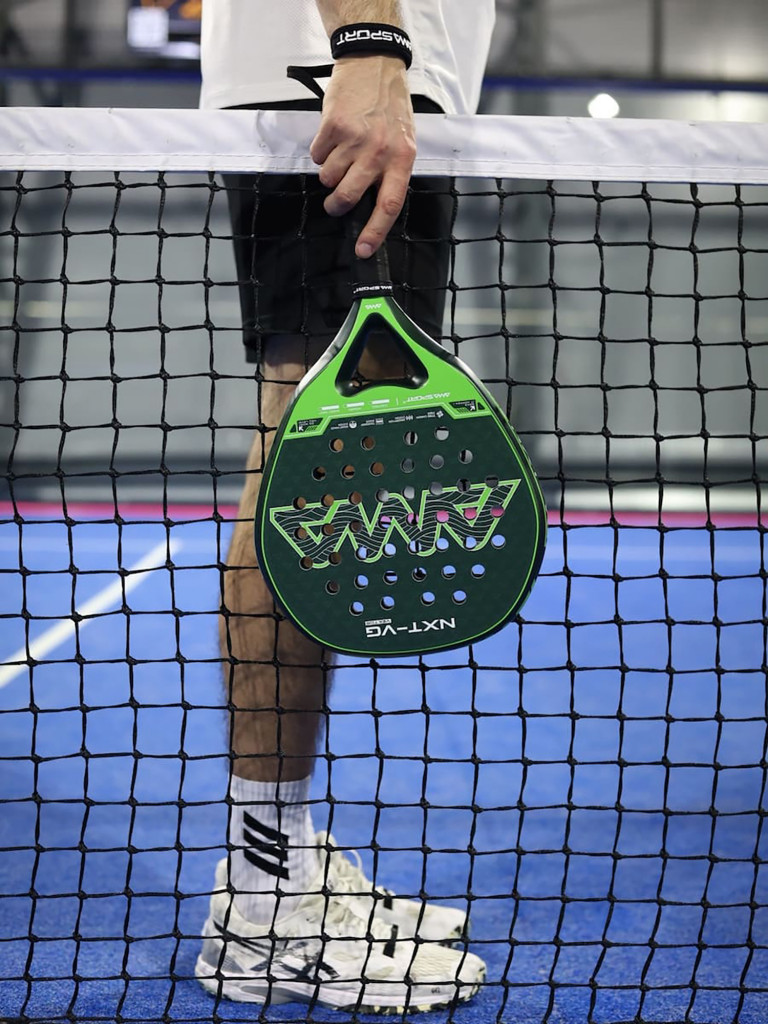 Ракетка для падел-тенниса AMA, форма - бриллиант, баланс - нейтральный