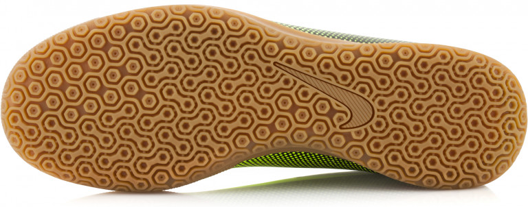Бутсы мужские Nike Bravatax II IC