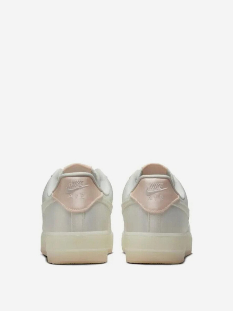 Кроссовки Nike Air Force 1 Low 07 LV8