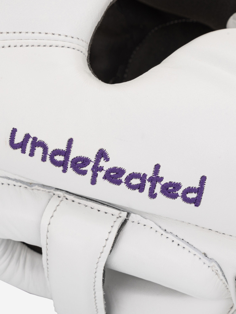 Шлем боксерский Clinch Undefeated белый
