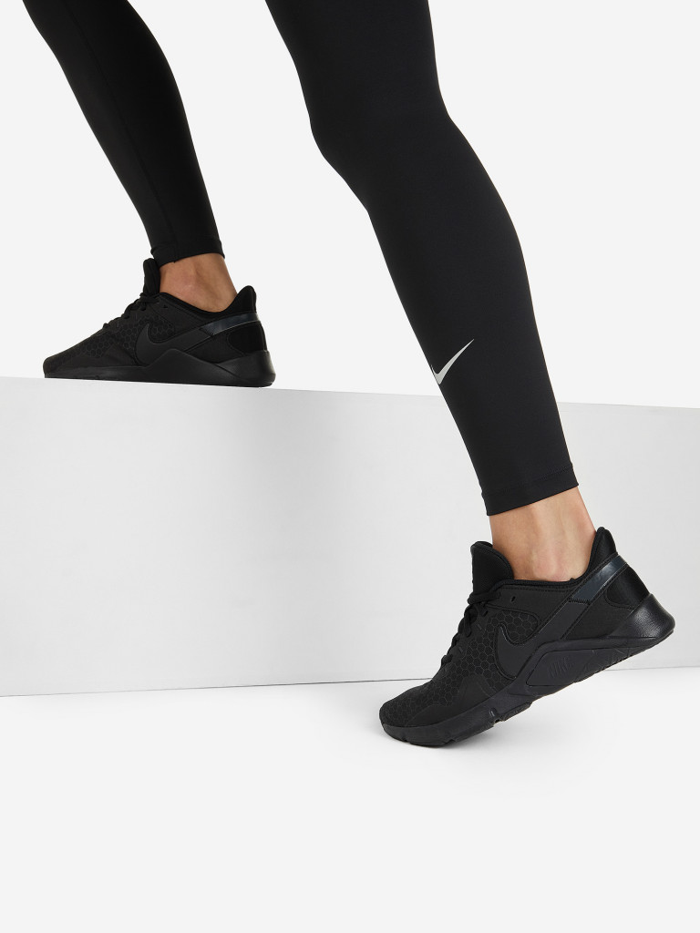 Кроссовки женские Nike Legend Essential 2