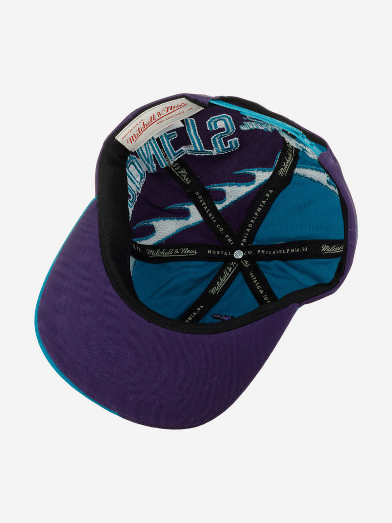 Бейсболка с прямым козырьком MITCHELL NESS HMUS4319-CHOYYPPPTEAL Charlotte Hornets NBA (голубой)