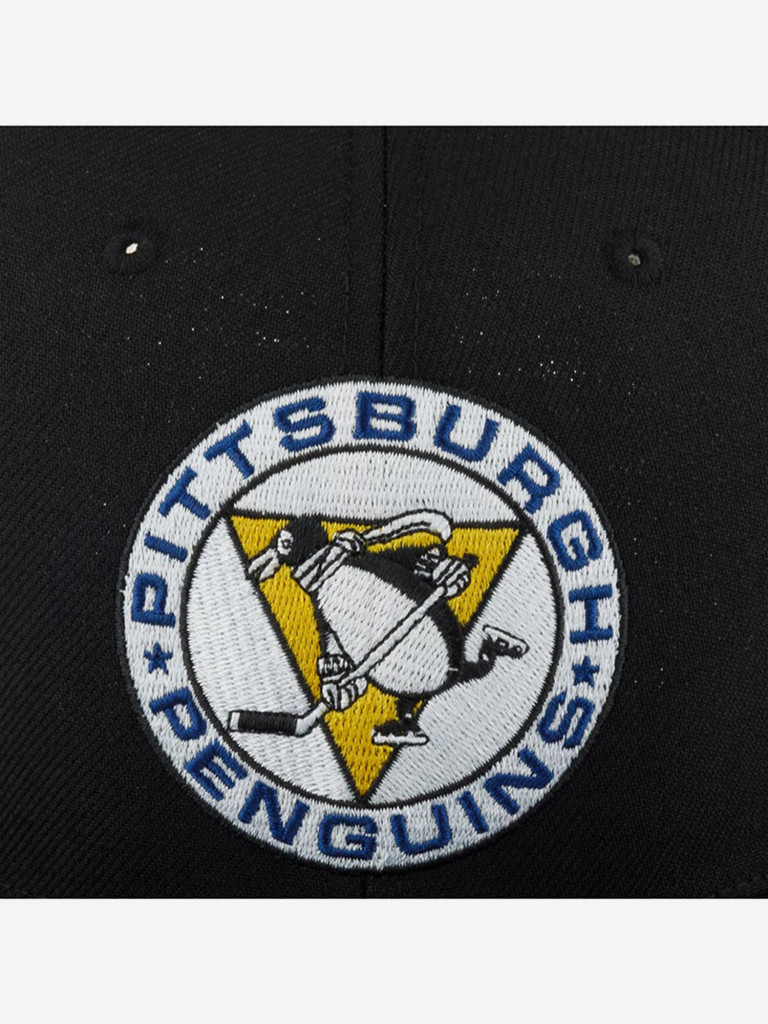Бейсболка с прямым козырьком MITCHELL NESS 6HSSSH22089-PPEBLCK Pittsburgh Penguins NHL