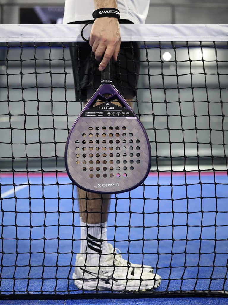 Ракетка для падел-тенниса AMA, форма - бриллиант, баланс - нейтральный