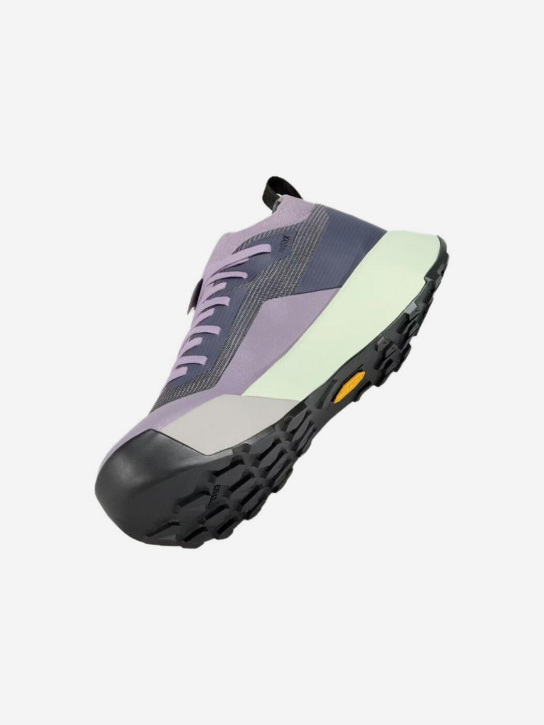 Кроссовки женские Arc'teryx Vertex Alpine