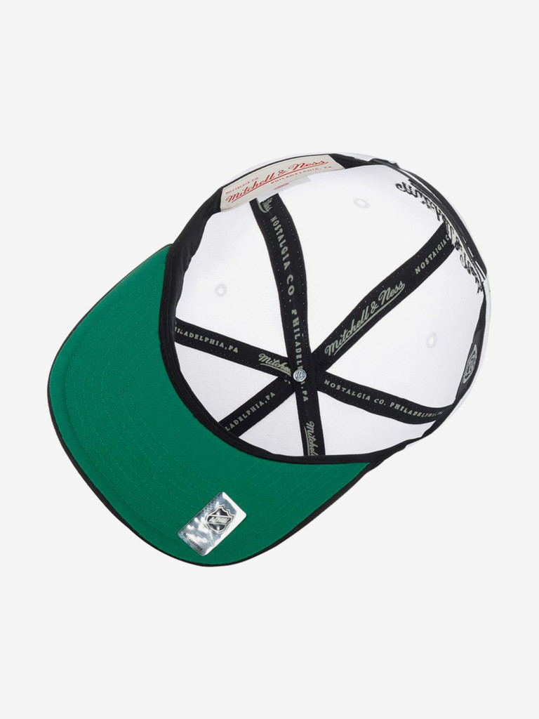 Бейсболка с прямым козырьком MITCHELL NESS 6HSSSH22088-CBHWHIT Chicago Blackhawks NHL (белый)