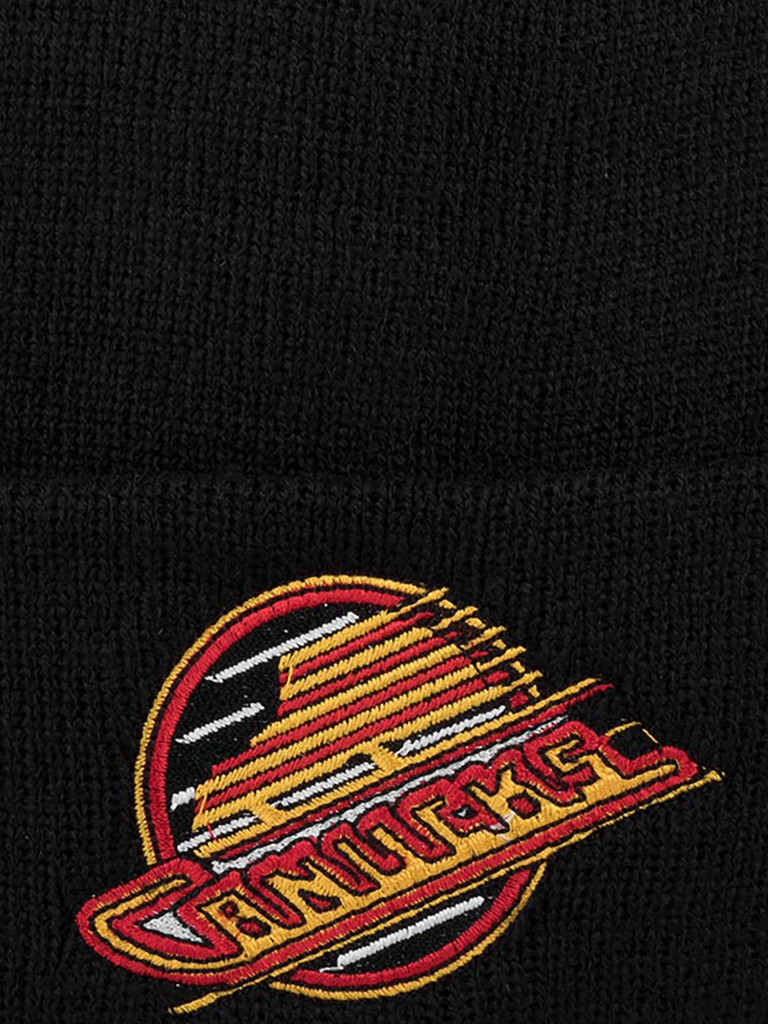 Шапка с отворотом AMERICAN NEEDLE 21019A-VAC Vancouver Canucks Cuffed Knit NHL (черный)