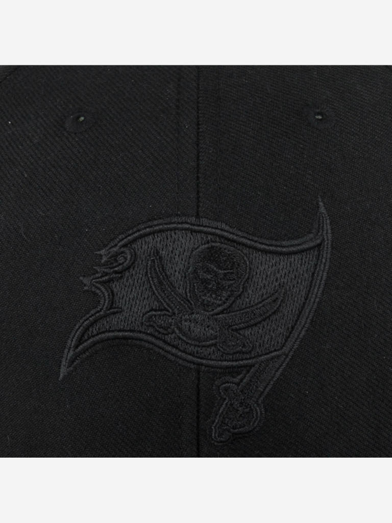 Бейсболка 47 BRAND F-MVP30WBV-BKB Tampa Bay Buccaneers NFL