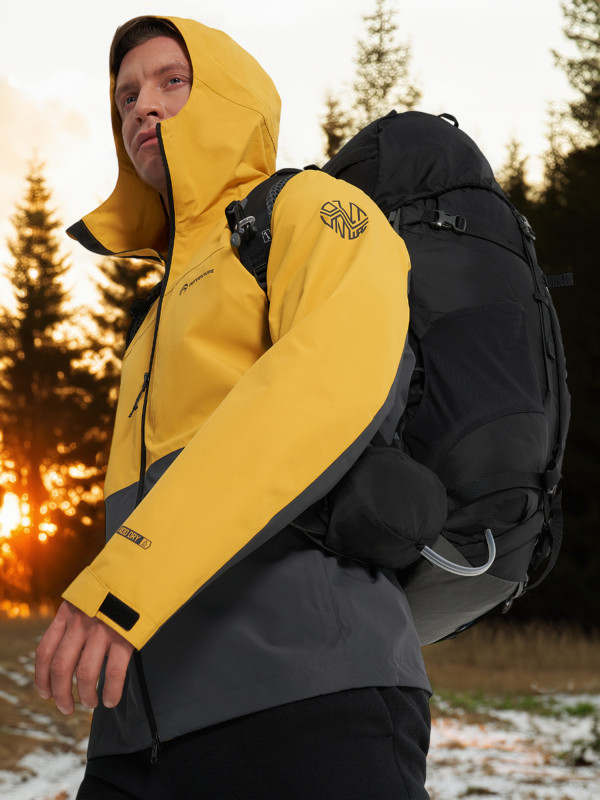 Куртка мембранная мужская Outventure арт. 134587 желтый/серый цвет — купить за 6999 руб., отзывы в интернет-магазине Спортмастер