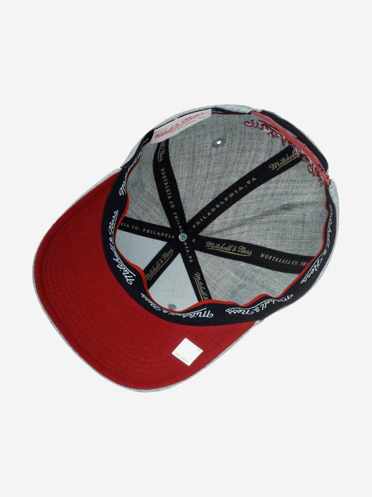 Бейсболка MITCHELL NESS HHSS3273-MHEYYPPPGYHT Miami Heat NBA (серый)