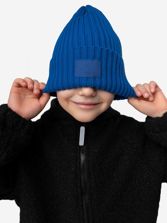 Вязаная шапка bodo