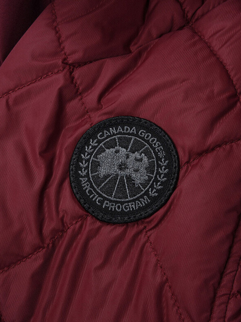 Пуховик женский CANADA GOOSE Elwin