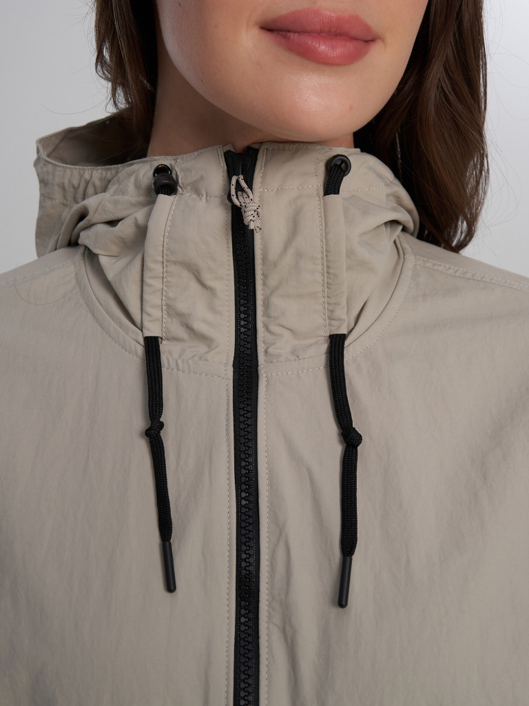 Ветровка женская Mountain Hardwear Stryder Jacket