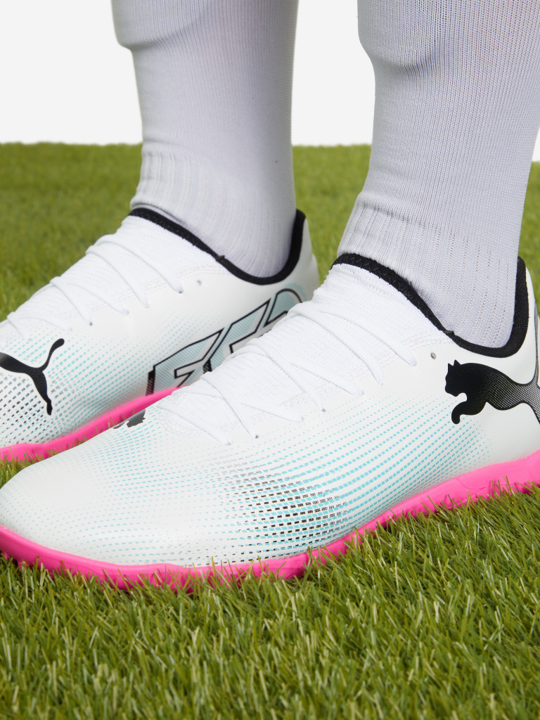 Бутсы мужские PUMA Future 7 Play TT