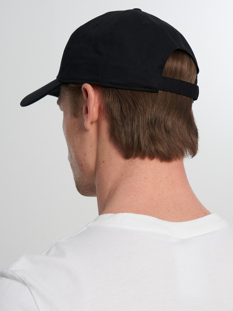 Бейсболка Adidas