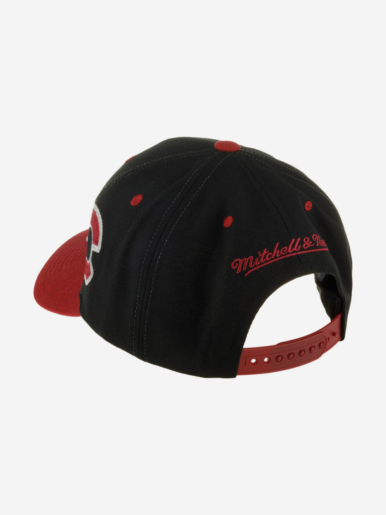 Бейсболка MITCHELL NESS HHSS7311-CAVYYPPPBLCK Colorado Avalanche NHL (черный)