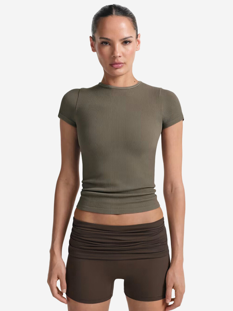 Футболка женская Nike SKIMS