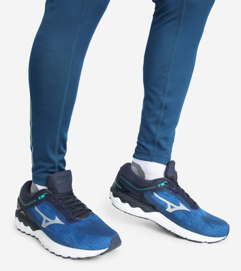 Кроссовки мужские Mizuno Wave Skyrise