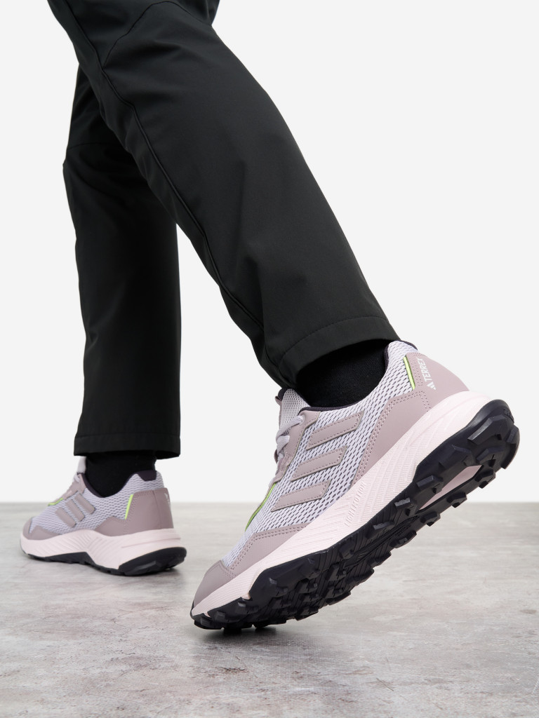 Кроссовки женские adidas Tracefinder