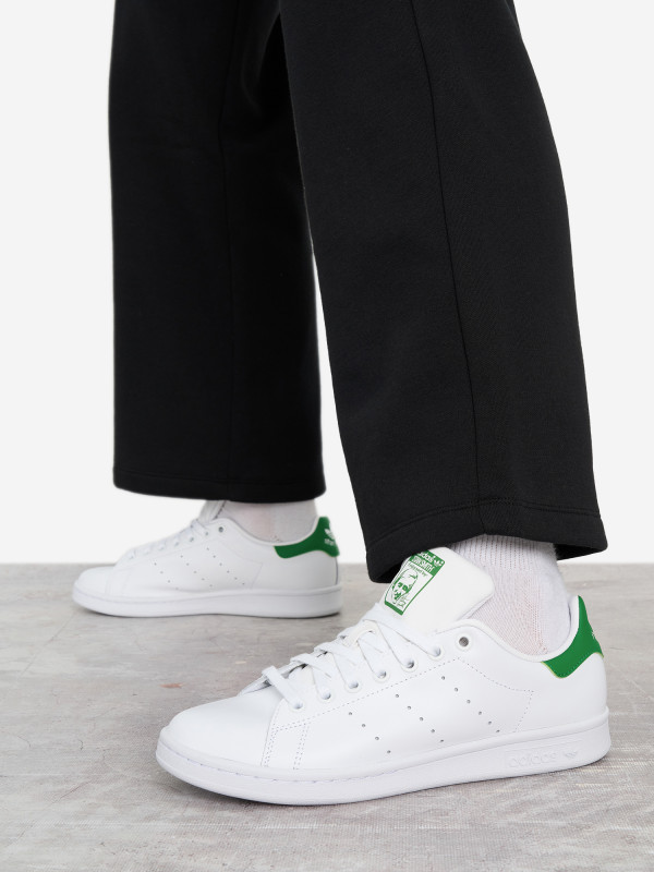 Кеды женские adidas Stan Smith арт. B24105 белый/зеленый цвет — купить за 7999 руб. со скидкой 50 %, отзывы в интернет-магазине Спортмастер