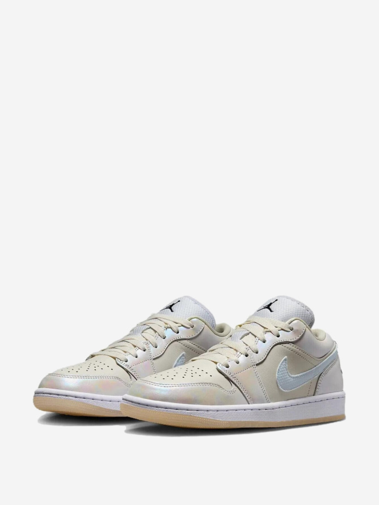 Кеды женские Nike Air Jordan 1