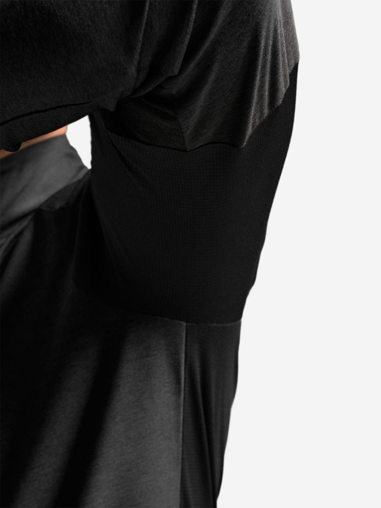 Лонгслив 2XU Aero 1/2 Zip