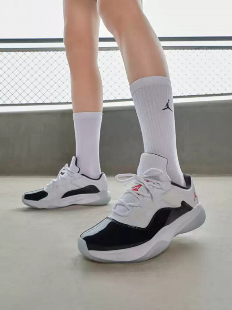 Кроссовки Jordan Air Jordan 11 CMFT Low