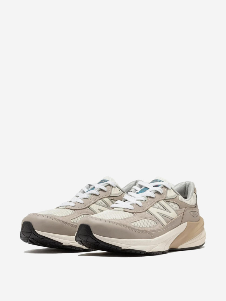 Кроссовки New Balance 990v6