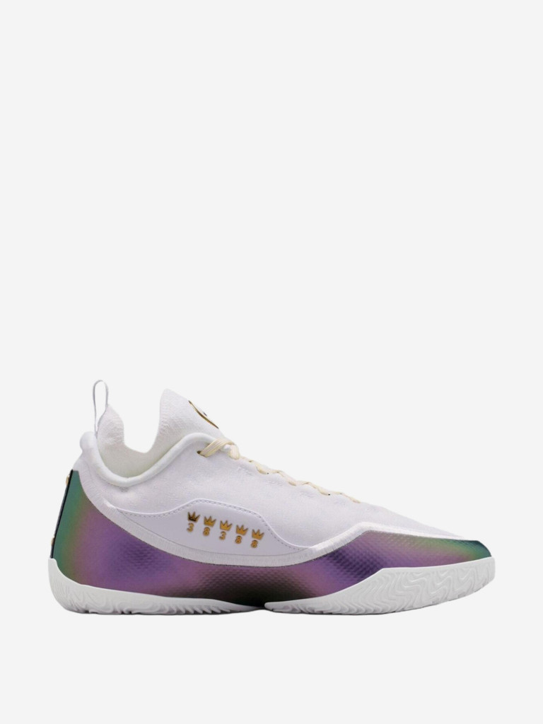 Кроссовки для бавкетбола Nike Lebron 23